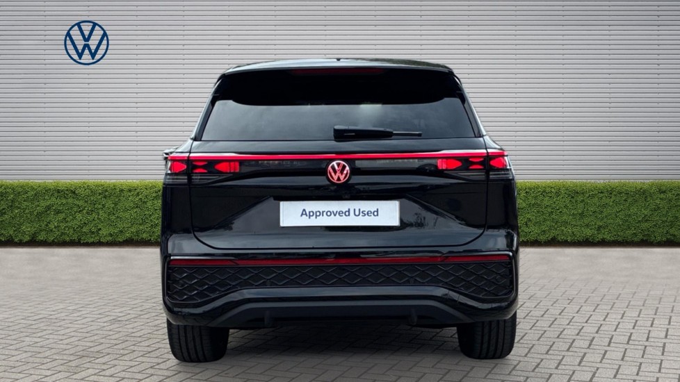 Volkswagen Tayron 1.5 eTSI R-Line 5dr DSG7 [7 Seat] [Comfort pack] Petrol Estate - Image 8