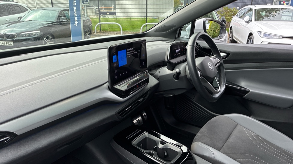 Volkswagen ID.5 128kW Style Pro 77kWh 5dr Auto Electric Coupe - Image 2