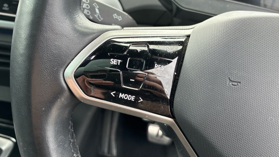 Volkswagen ID.5 128kW Style Pro 77kWh 5dr Auto Electric Coupe - Image 17