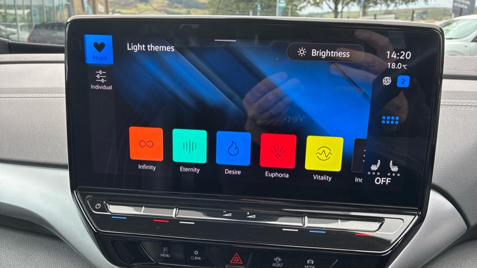 Volkswagen ID.5 128kW Style Pro 77kWh 5dr Auto Electric Coupe - Image 27