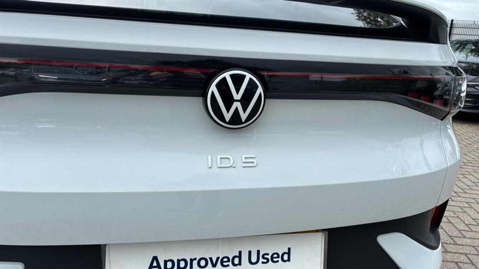 Volkswagen ID.5 128kW Style Pro 77kWh 5dr Auto Electric Coupe - Image 40