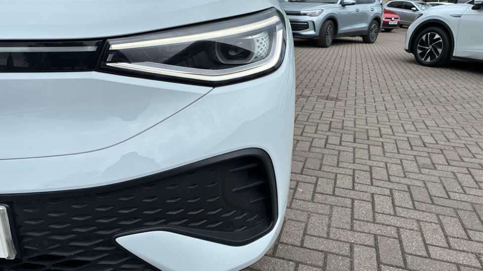 Volkswagen ID.5 128kW Style Pro 77kWh 5dr Auto Electric Coupe - Image 42