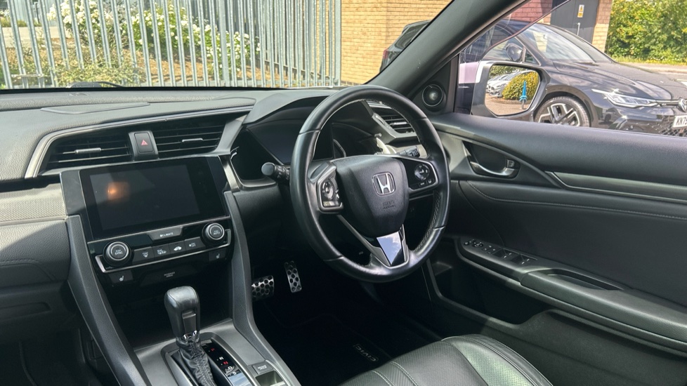 Honda Civic 1.0 VTEC Turbo EX 5dr CVT Petrol Hatchback - Image 11