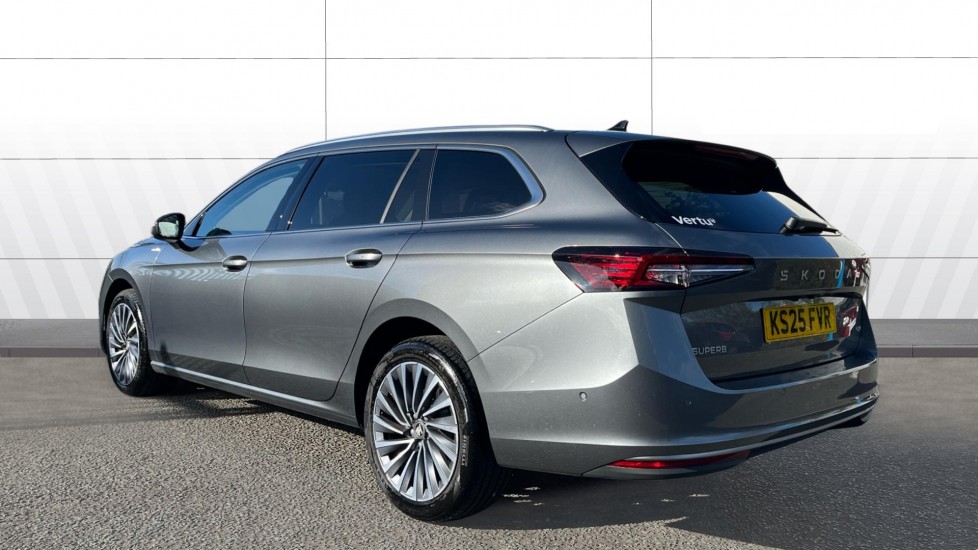 Skoda Superb 2.0 TDI 193 Laurin + Klement 4X4 5dr DSG Diesel Estate - Image 2