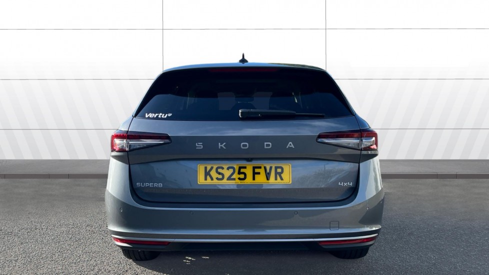 Skoda Superb 2.0 TDI 193 Laurin + Klement 4X4 5dr DSG Diesel Estate - Image 6