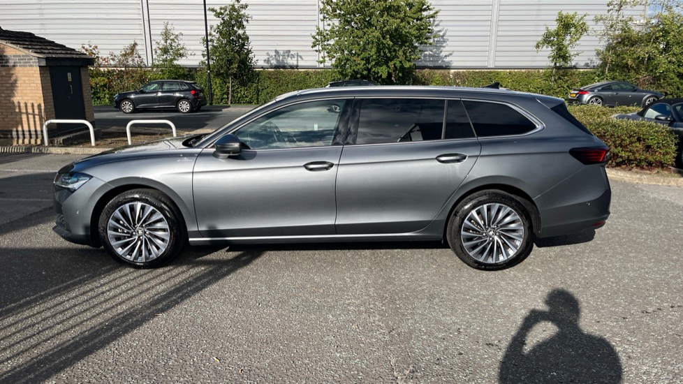 Skoda Superb 2.0 TDI 193 Laurin + Klement 4X4 5dr DSG Diesel Estate - Image 25