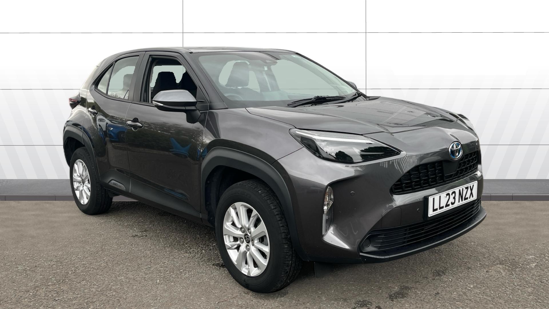 Toyota Yaris Cross dealer public-web source image