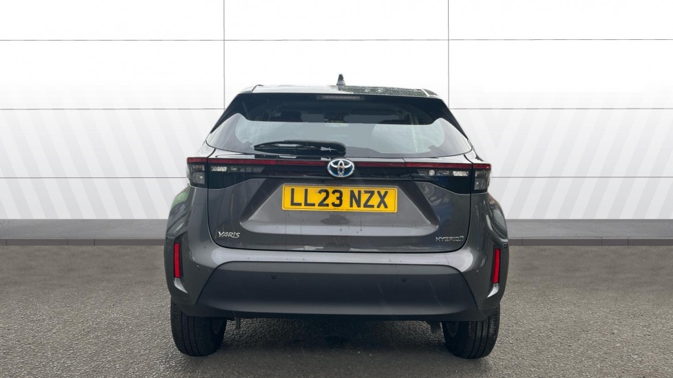 Toyota Yaris Cross 1.5 Hybrid Icon 5dr CVT Hybrid Estate - Image 6