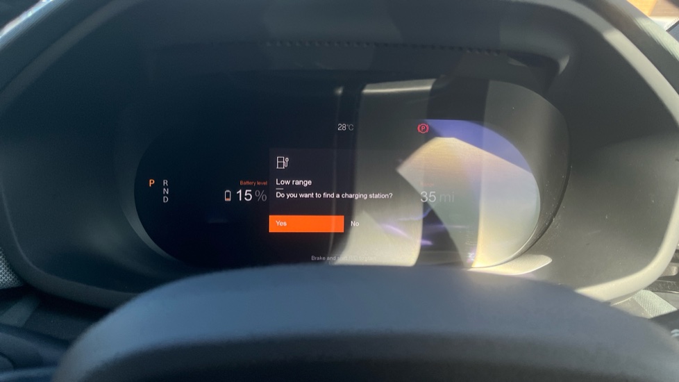 Polestar 2 170kW 69kWh Standard Range Single motor 5dr Auto Electric Hatchback - Image 18