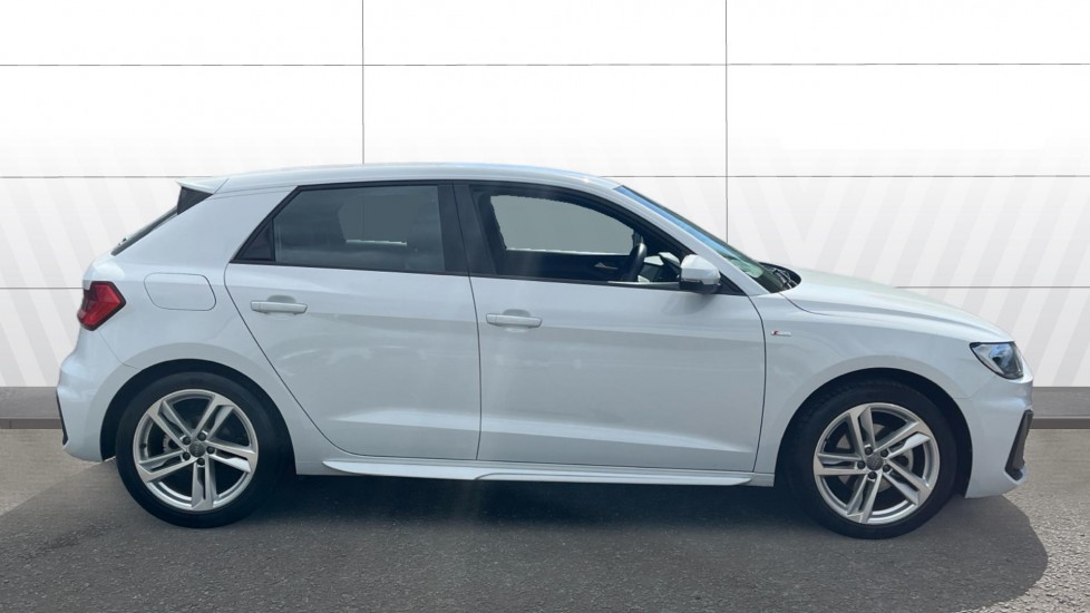 Audi A1 35 TFSI S Line 5dr S Tronic Petrol Hatchback - Image 5