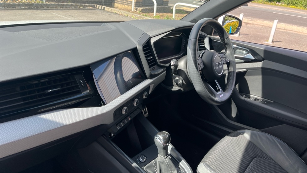 Audi A1 35 TFSI S Line 5dr S Tronic Petrol Hatchback - Image 9