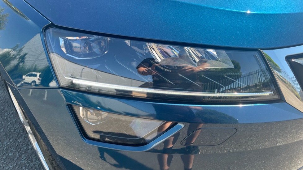 Skoda Karoq 1.5 TSI SE L 5dr Petrol Estate - Image 22