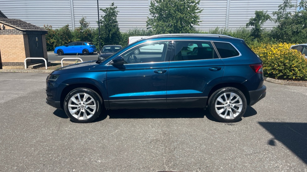 Skoda Karoq 1.5 TSI SE L 5dr Petrol Estate - Image 25