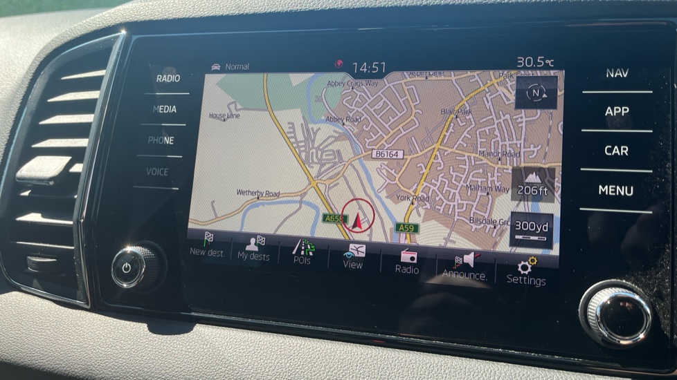 Skoda Karoq 1.5 TSI SE L 5dr Petrol Estate - Image 47