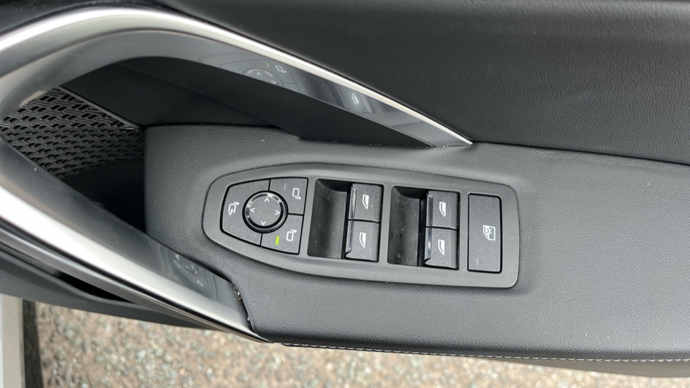 BMW X1 sDrive 20i MHT M Sport 5dr Step Auto Petrol Estate - Image 36