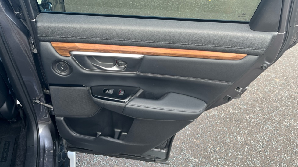 Honda CR-V 1.5 VTEC Turbo EX 5dr CVT Petrol Estate - Image 34
