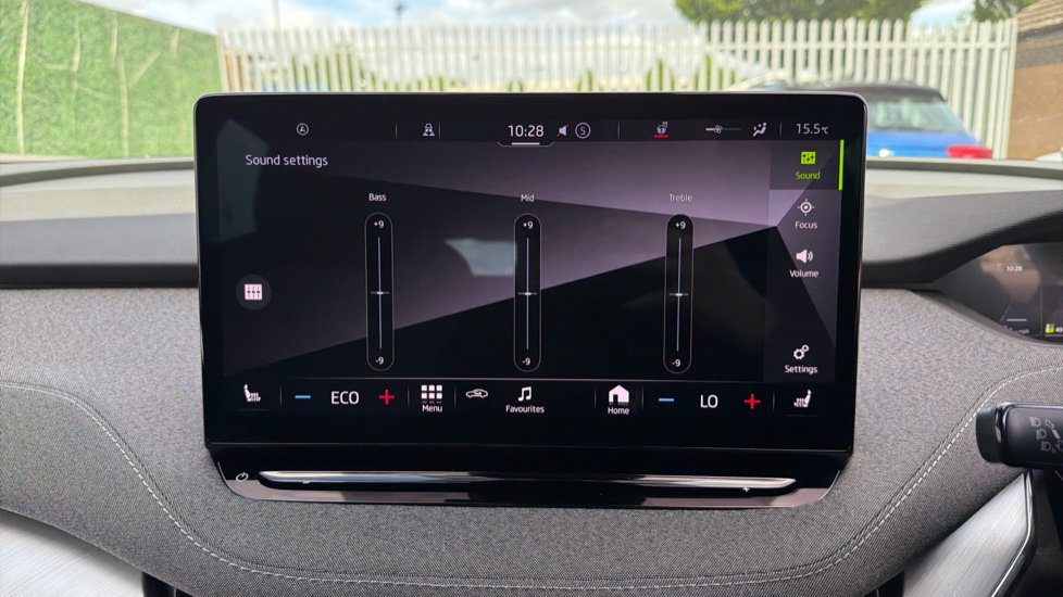 Skoda Enyaq 132kW 60 ecoSuite 62kWh 5dr Auto [120kW] Electric Estate - Image 43
