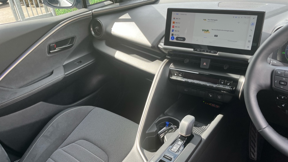 Toyota C-HR 1.8 Hybrid Excel 5dr CVT Hybrid Hatchback - Image 14
