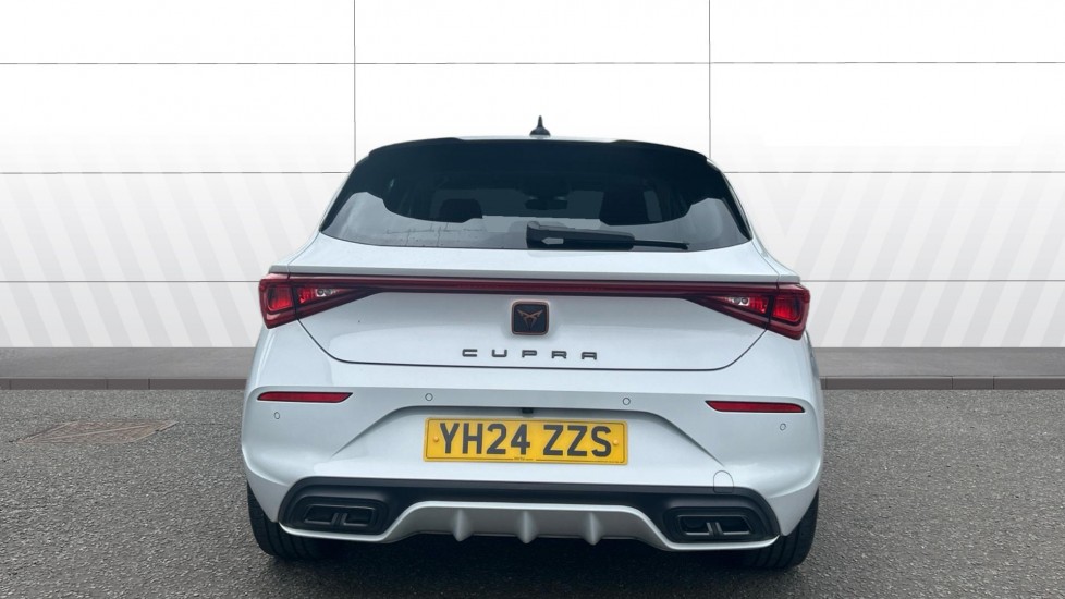 CUPRA Leon 1.5 eTSI V1 Design Edition 5dr DSG Petrol Hatchback - Image 6