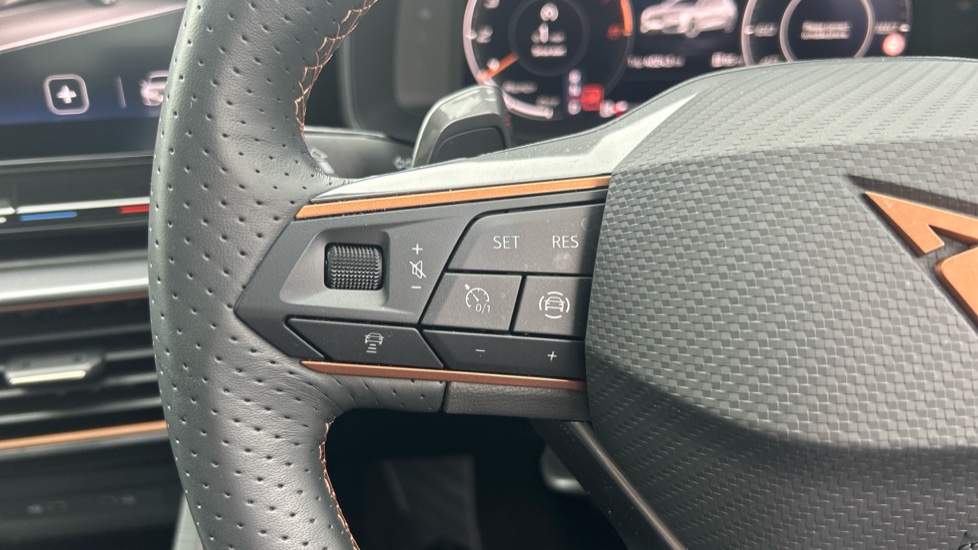 CUPRA Leon 1.5 eTSI V1 Design Edition 5dr DSG Petrol Hatchback - Image 21
