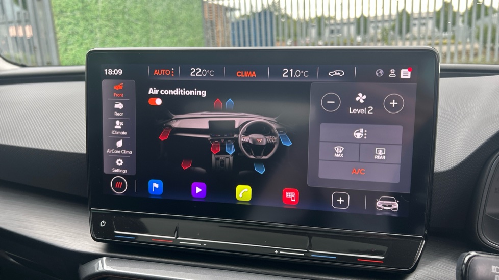CUPRA Leon 1.5 eTSI V1 Design Edition 5dr DSG Petrol Hatchback - Image 30
