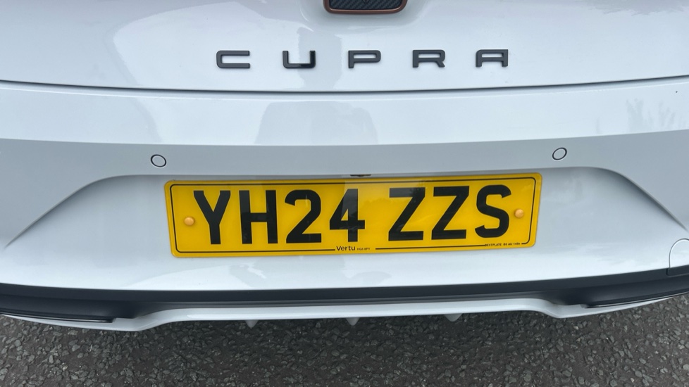 CUPRA Leon 1.5 eTSI V1 Design Edition 5dr DSG Petrol Hatchback - Image 36