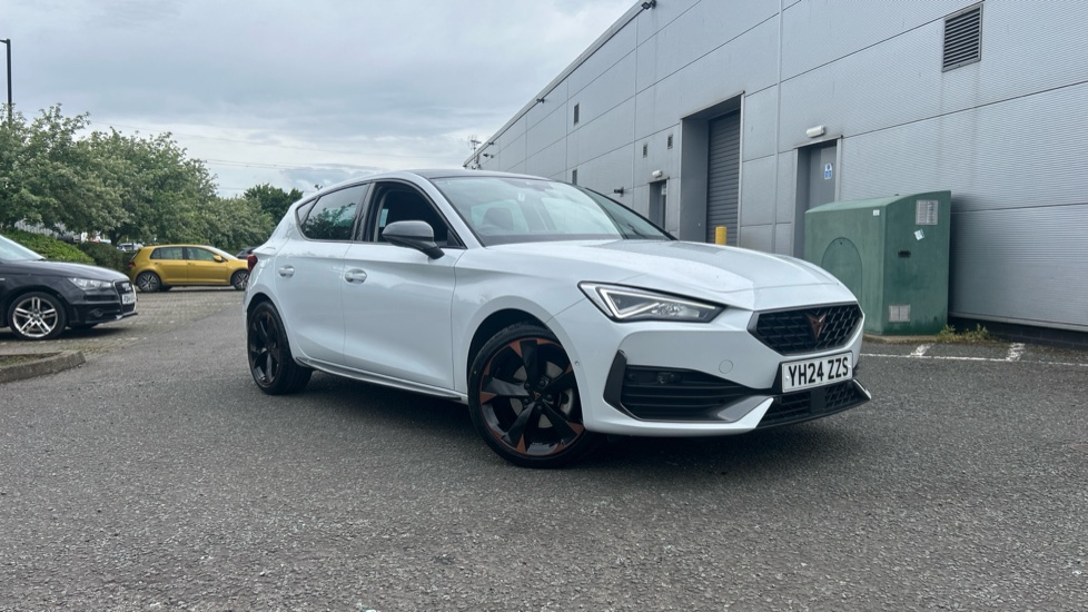 CUPRA Leon 1.5 eTSI V1 Design Edition 5dr DSG Petrol Hatchback - Image 37