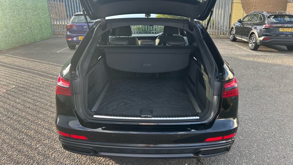Audi A6 40 TFSI Black Edition 5dr S Tronic [Tech Pack] Petrol Estate - Image 4