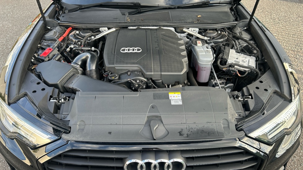 Audi A6 40 TFSI Black Edition 5dr S Tronic [Tech Pack] Petrol Estate - Image 8