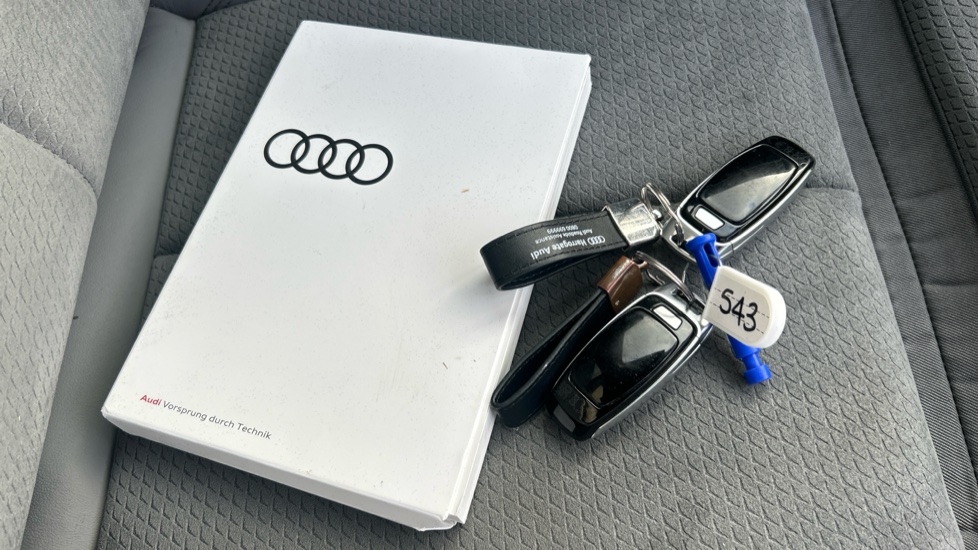 Audi A6 40 TFSI Black Edition 5dr S Tronic [Tech Pack] Petrol Estate - Image 19