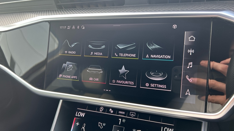 Audi A6 40 TFSI Black Edition 5dr S Tronic [Tech Pack] Petrol Estate - Image 25