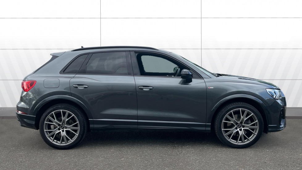 Audi Q3 40 TDI 193 Qtro Black Ed 5dr S Tronic [20Inch  Alloy] Diesel Estate - Image 5