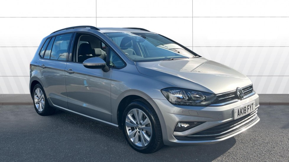 Volkswagen Golf SV 1.5 TSI EVO 130 SE [Nav] 5dr DSG Petrol Hatchback - Image 1