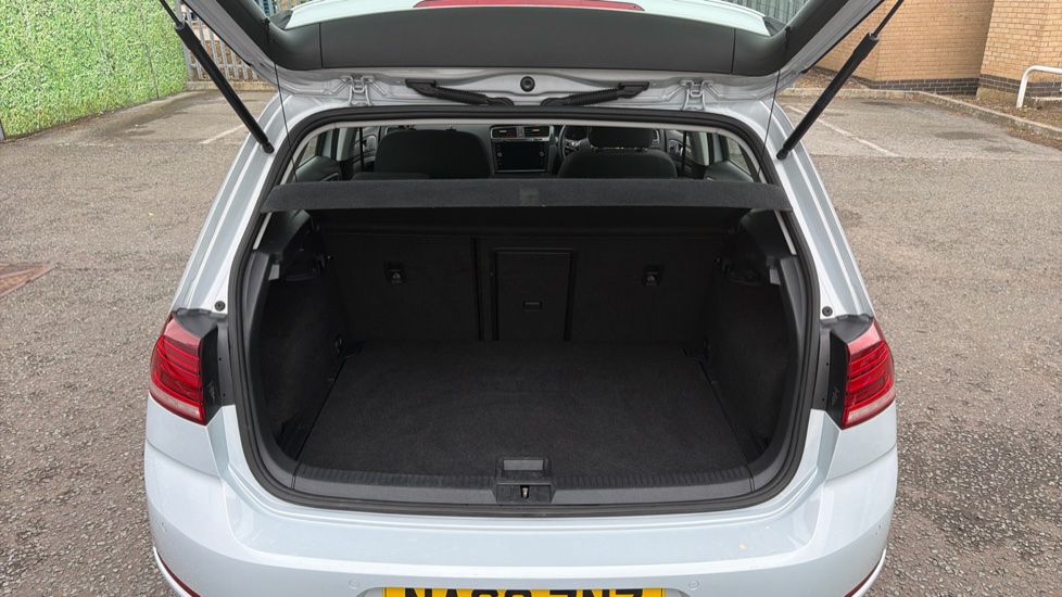 Volkswagen Golf 1.5 TSI EVO SE [Nav] 5dr Petrol Hatchback - Image 4