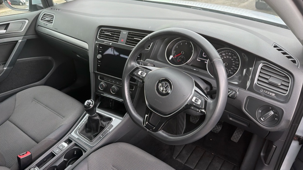 Volkswagen Golf 1.5 TSI EVO SE [Nav] 5dr Petrol Hatchback - Image 11