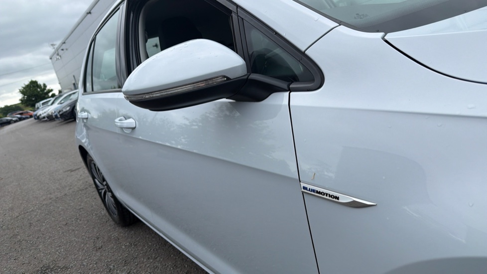 Volkswagen Golf 1.5 TSI EVO SE [Nav] 5dr Petrol Hatchback - Image 24