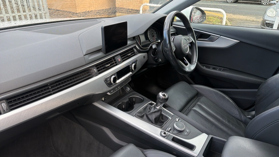 Audi A4 1.4T FSI Sport 5dr Petrol Estate - Image 9