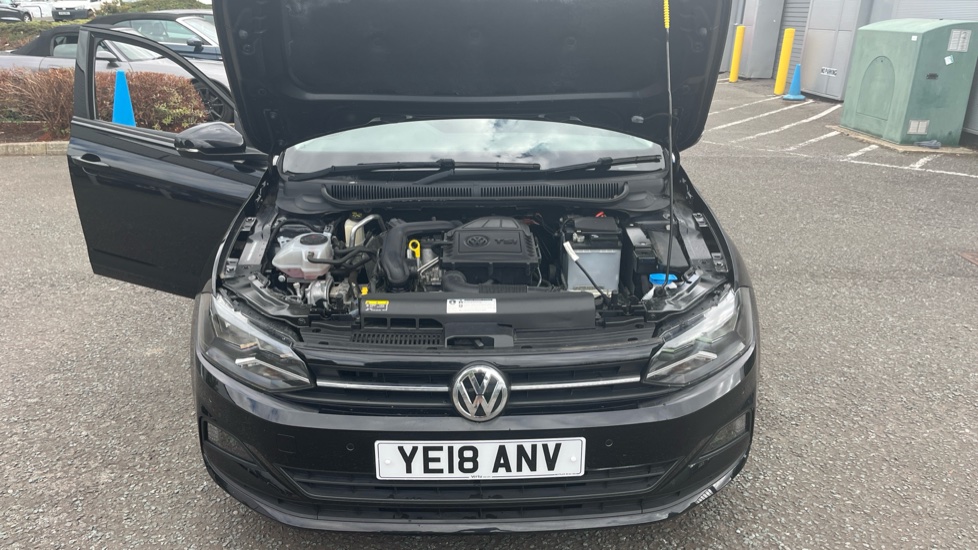 Volkswagen Polo 1.0 TSI 95 SE 5dr Petrol Hatchback - Image 8