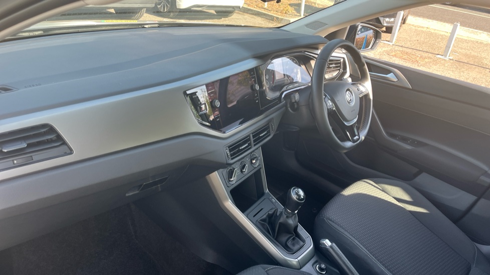 Volkswagen Polo 1.0 TSI 95 SE 5dr Petrol Hatchback - Image 9