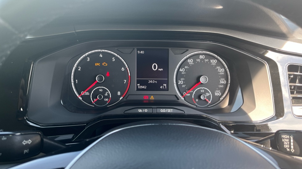 Volkswagen Polo 1.0 TSI 95 SE 5dr Petrol Hatchback - Image 18