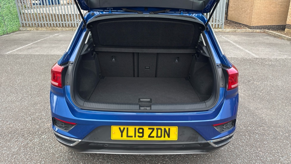 Volkswagen T-Roc 1.0 TSI SE 5dr Petrol Hatchback - Image 4