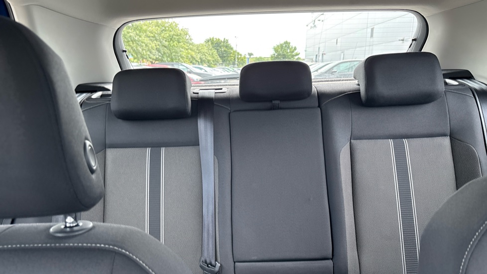 Volkswagen T-Roc 1.0 TSI SE 5dr Petrol Hatchback - Image 15