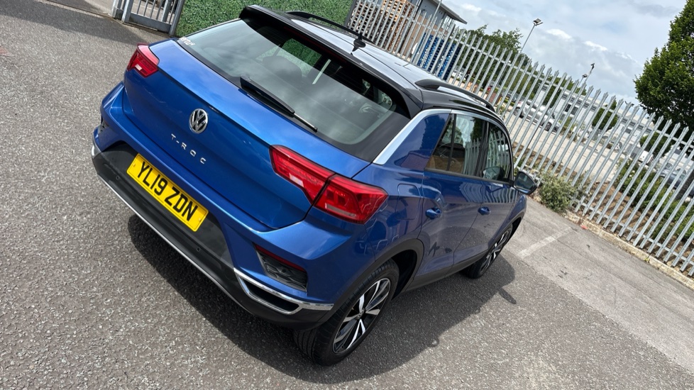 Volkswagen T-Roc 1.0 TSI SE 5dr Petrol Hatchback - Image 30