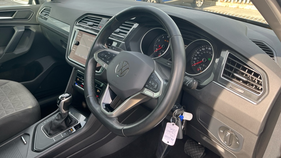 Volkswagen Tiguan 1.5 TSI 150 Life 5dr DSG Petrol Estate - Image 6