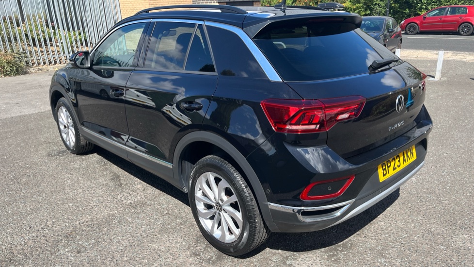 Volkswagen T-Roc 1.5 TSI Style 5dr DSG Petrol Hatchback - Image 26