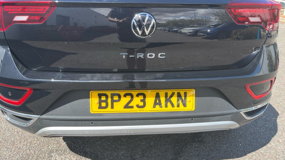 Volkswagen T-Roc 1.5 TSI Style 5dr DSG Petrol Hatchback - Image 28