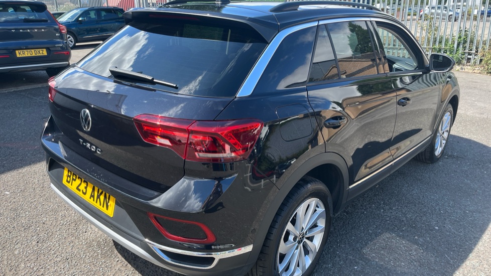 Volkswagen T-Roc 1.5 TSI Style 5dr DSG Petrol Hatchback - Image 29