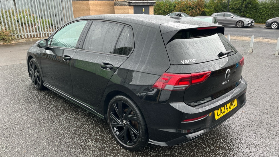 Volkswagen Golf 1.5 eTSI 150 Black Edition 5dr DSG Petrol Hatchback - Image 28