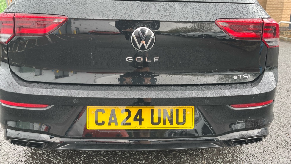 Volkswagen Golf 1.5 eTSI 150 Black Edition 5dr DSG Petrol Hatchback - Image 30