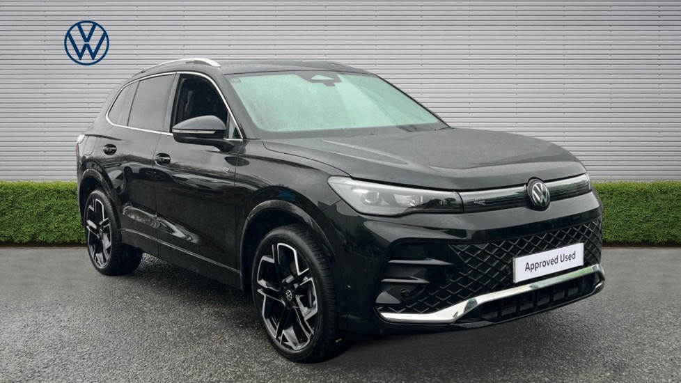 Volkswagen Tiguan 1.5 TSI 272 eHybrid R-Line 5dr DSG Estate - Image 1